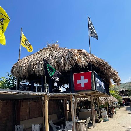 Nativo Kite House Vandrehjem La Boquilla Eksteriør billede